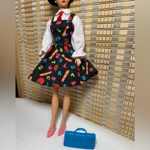 Teacher Doll Dress with Accessories Vintage 1995 Barbie Mattel
